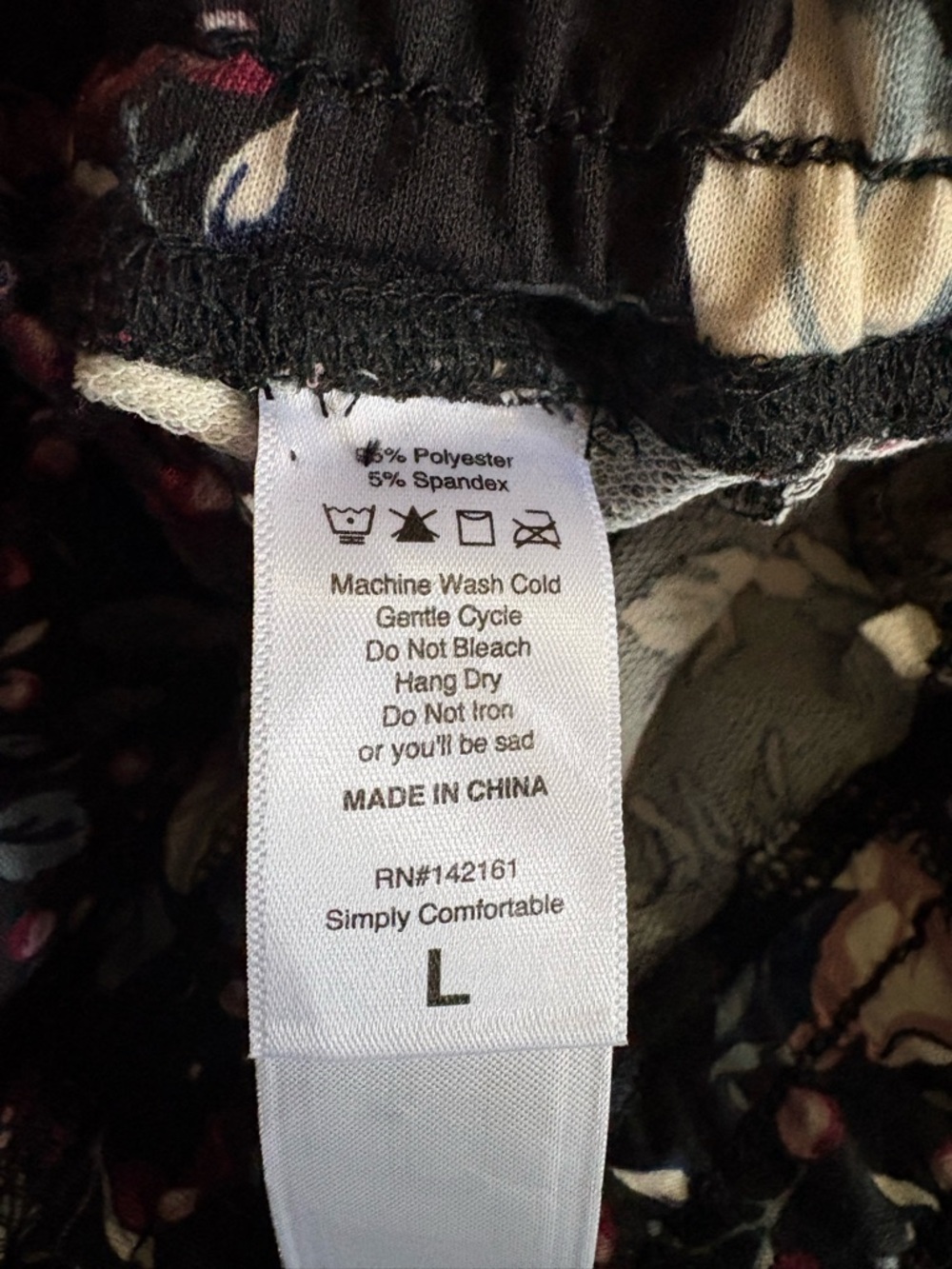Lularoe Jamie Terry shorts new with tag large. Has pockets - Picture 5 of 5